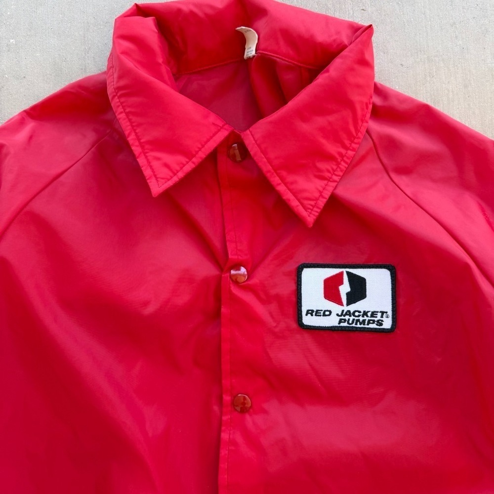 Vintage Red Jacket Pumps Snap Button Windbreaker Jacket USA Made Mens Large - Picture 2 of 7